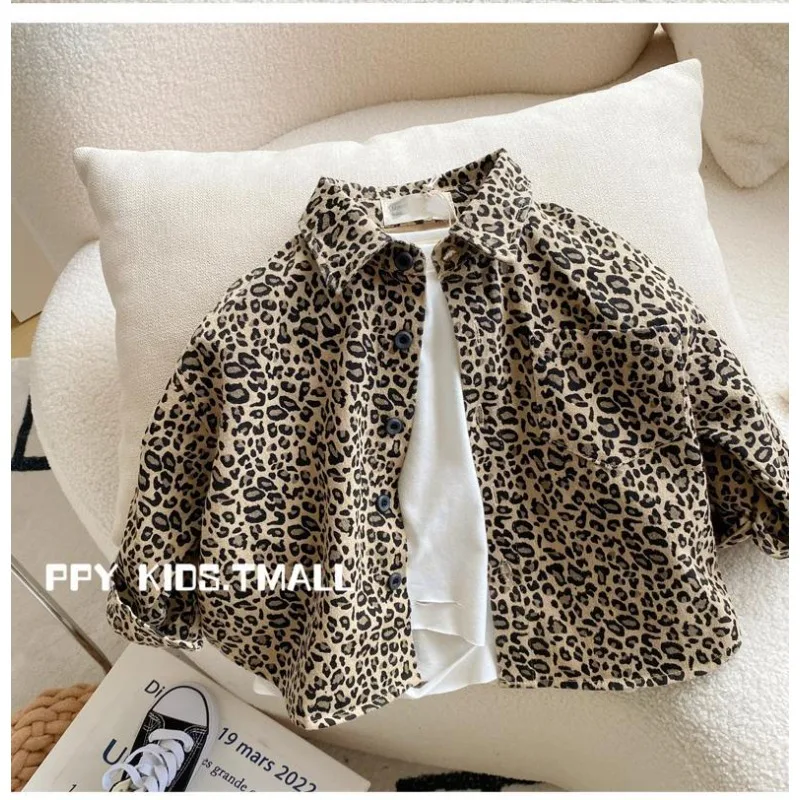 Kids Outdoor Jacket - Kemeja Denim Motif Leopard yang Nyaman
